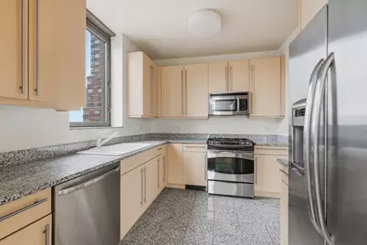 2 Columbus Avenue #35C, New York, NY 10023 - Photo 3