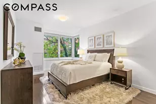 462 W 58th St, New York City, NY 10019 - Photo 3