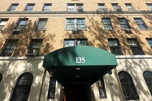 135 E 74th St, New York City, NY 10021 - Photo 11