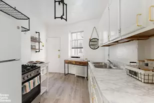 177 Thompson St, New York City, NY 10012 - Photo 3