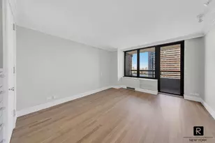 330 E 38th St, New York City, NY 10016 - Photo 9