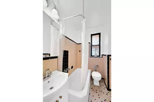 205 W 95th St, New York City, NY 10025 - Photo 11