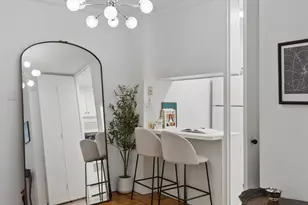 300 E 40th St, New York, NY 10016 - Photo 3