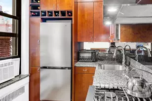 123 E 37th St, New York City, NY 10016 - Photo 5