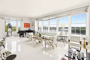 10 Gracie Square, New York City, NY 10028 - Photo 3