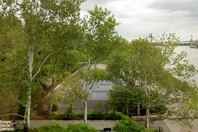 10 Gracie Square #4G, New York City, NY 10028 - Photo 23