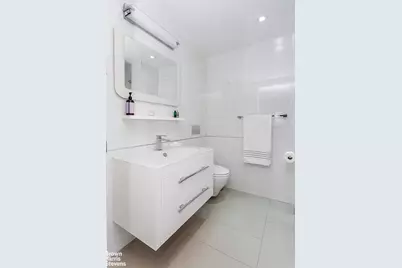 750 Park Avenue #12B, New York City, NY 10021 - Photo 7