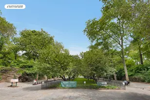 525 E 89th St, New York City, NY 10128 - Photo 13