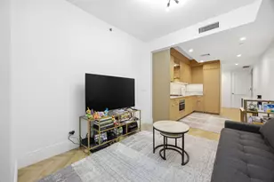 300 W 122nd St, New York City, NY 10027 - Photo 5