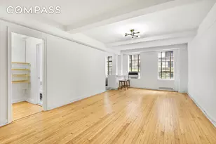 333 W 56th St, New York, NY 10019 - Photo 3