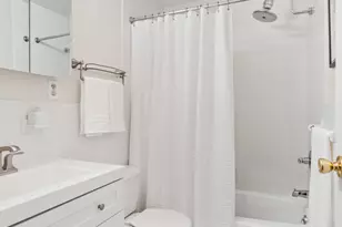 661 10th Ave, New York City, NY 10036 - Photo 7