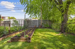 425 Winthrop St, New York City, NY 11203 - Photo 13