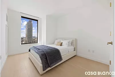 3 Court Square #1810, Long Island City, NY 11101 - Photo 5