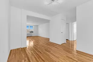 67-30 Clyde St, New York City, NY 11375 - Photo 3