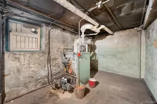 31-72 44th St, Astoria, NY 11103 - Photo 21