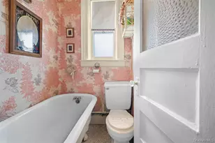 31-72 44th St, Astoria, NY 11103 - Photo 9