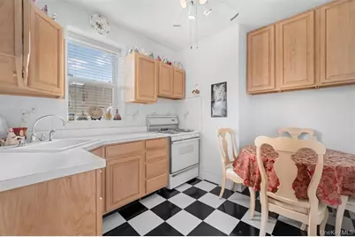 31-72 44th Street, Astoria, NY 11103 - Photo 3