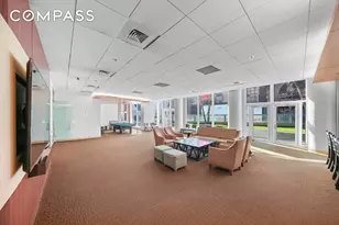1600 Broadway, New York City, NY 10019 - Photo 11