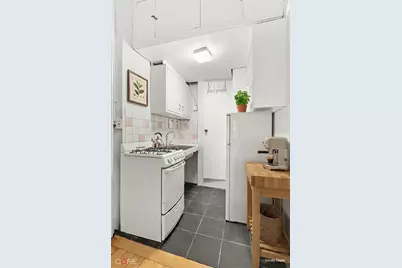 241 E 7th Street #1B, New York, NY 10009 - Photo 3