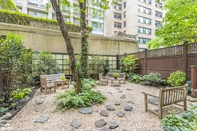 130 W 67th Street #9C, New York, NY 10023 - Photo 13