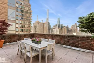130 W 67th St, New York, NY 10023 - Photo 7