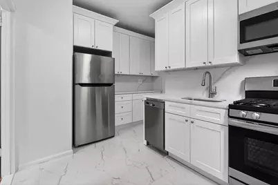 915 E 17th Street #207, New York City, NY 11230 - Photo 5