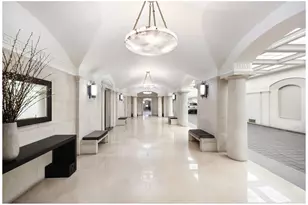10 Gracie Square, New York, NY 10028 - Photo 21