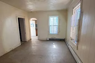 90 Jackie Robinson Pkwy, New York City, NY 11207 - Photo 5
