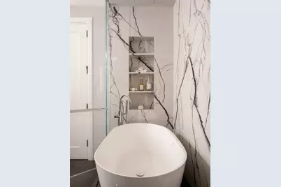 100 Barclay Street #16A, New York City, NY 10007 - Photo 9