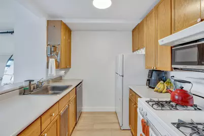 4-74 48th Avenue #4-G, Long Island City, NY 11109 - Photo 5