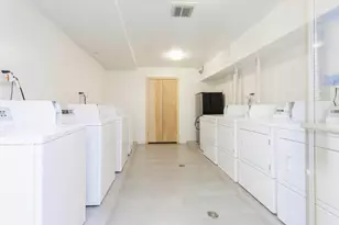 636 E 11th St, New York, NY 10003 - Photo 13