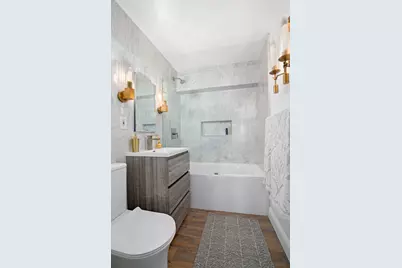 421 Hudson Street #607, New York, NY 10014 - Photo 7
