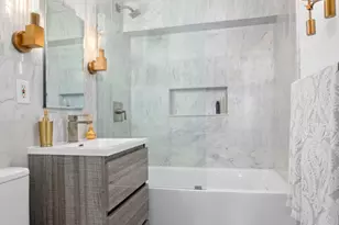 421 Hudson St, New York, NY 10014 - Photo 7