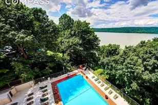 2621 Palisade Ave, New York City, NY 10463 - Photo 17