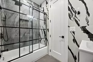 534 Kosciuszko St, New York City, NY 11221 - Photo 45