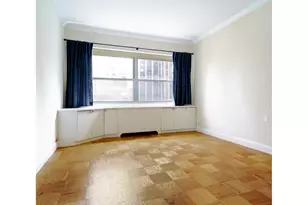 58 W 58th St, New York City, NY 10019 - Photo 5