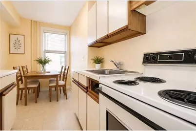 190 72nd Street #122, New York City, NY 11209 - Photo 9