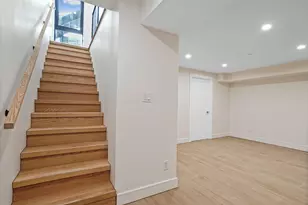 21-31 Shore Blvd, New York City, NY 11105 - Photo 17