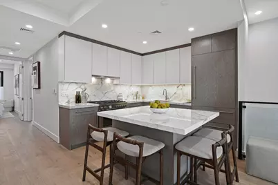 21-31 Shore Boulevard #1B, Astoria, NY 11105 - Photo 1