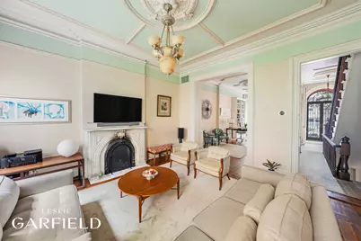 512 E 87th Street, New York City, NY 10128 - Photo 1