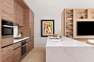 215 Sullivan St, New York City, NY 10012 - Photo 5