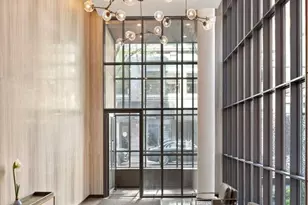 215 Sullivan St, New York City, NY 10012 - Photo 11