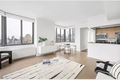 561 10th Avenue #41J, New York, NY 10036 - Photo 3