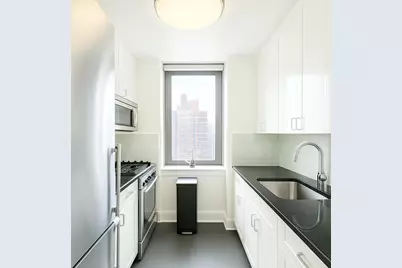 300 E 64th Street #27C, New York City, NY 10065 - Photo 3