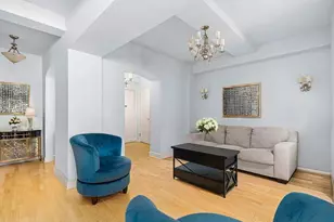 340 W 57th St, New York City, NY 10019 - Photo 5