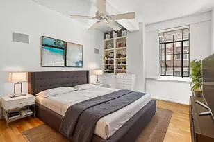 340 W 57th St, New York City, NY 10019 - Photo 7