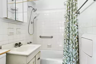 300 E 71st St, New York City, NY 10021 - Photo 7