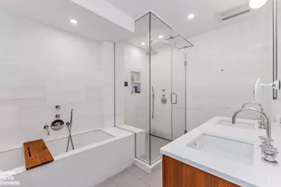 17 E 17th Street #5, New York City, NY 10003 - Photo 7