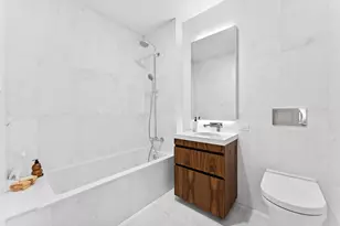244 E 52nd St, New York City, NY 10022 - Photo 9