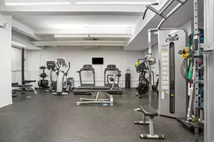 340 E 72nd St, New York City, NY 10021 - Photo 13